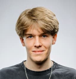 Maroš